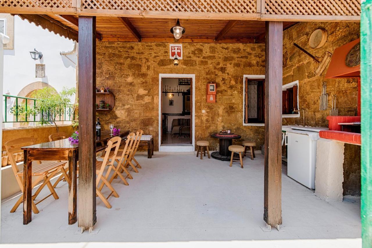 Hara'S Traditional Detached House In Malona Malona Village Luaran gambar